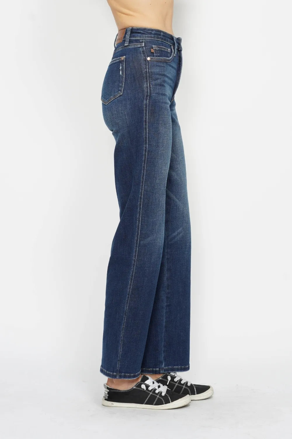 Judy Blue washed denim jeans women classic look