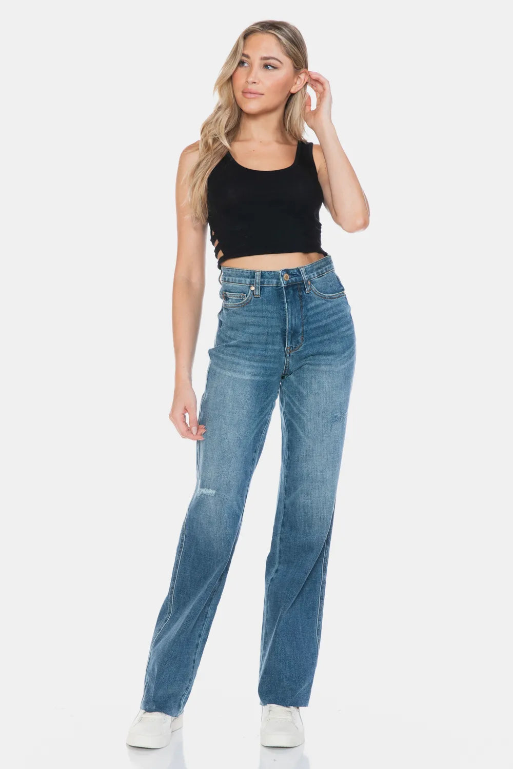 Women's straight denim jeans moderate stretch fabric